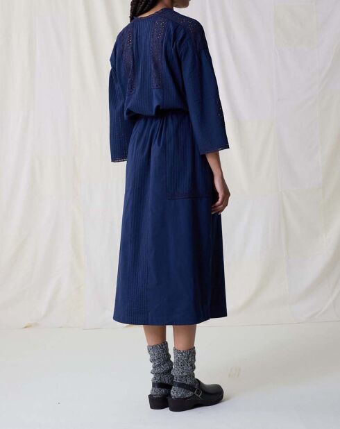 Mitternachtsblaues Kleid aus Bio-Baumwolle mit Roxy-Stickerei