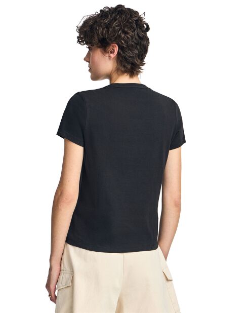 Camiseta Rigby Go Vn negra