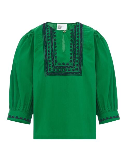 Freche grüne Stickbluse aus Biobaumwolle