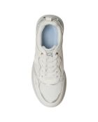 Baskets Rose blanches