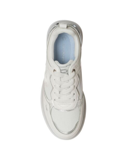 Baskets Rose blanches