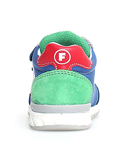 Nieuwe azur/groen/rode sneakers van Ferdi