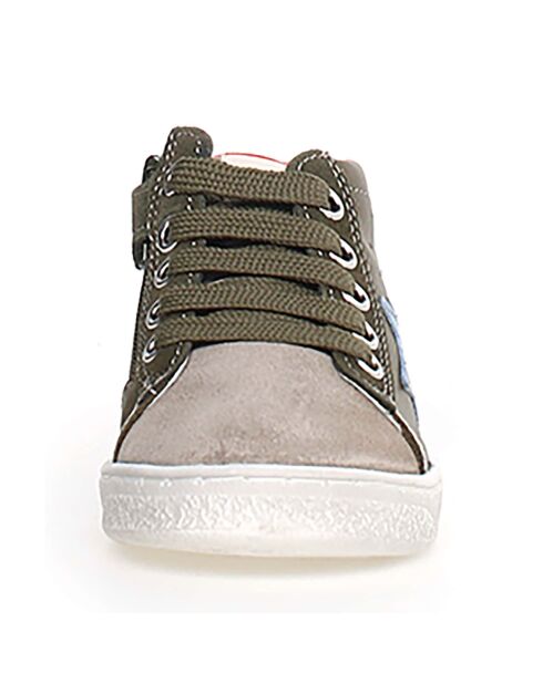 Sneakers aus Leder in Taupe/Khaki