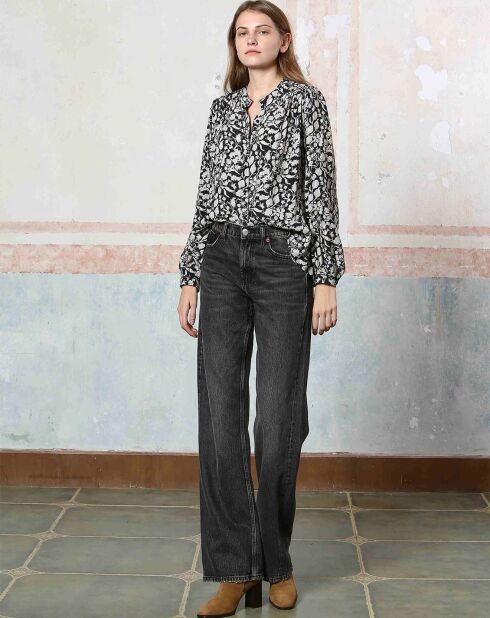 Top Anna noir