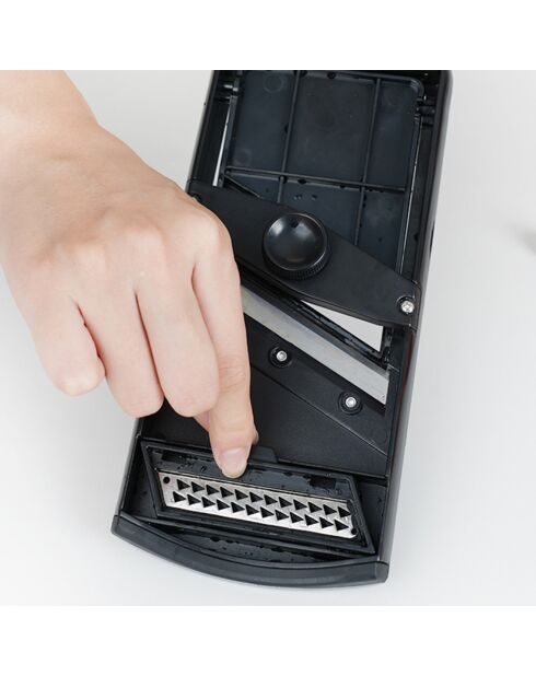 Râpe de cuisine noir/argenté - 635g