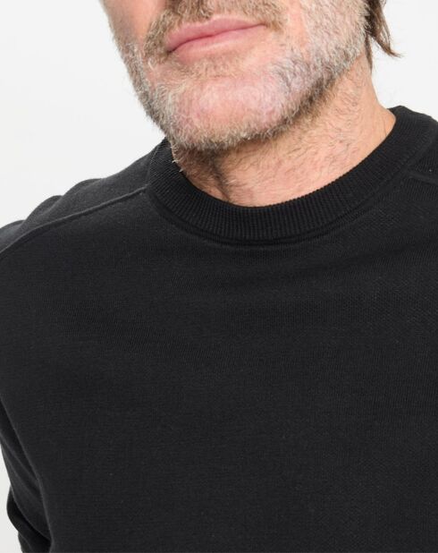Pull col rond uni noir