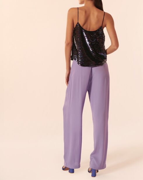 Lilafarbene Siruphose Bill