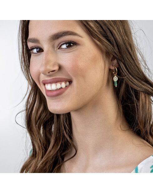 Margaret oorbellen in geelverguld staal en goud/groen synthetisch malachiet