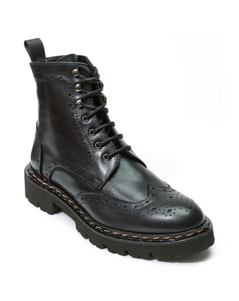 Bottes derby à bout fleuri noires