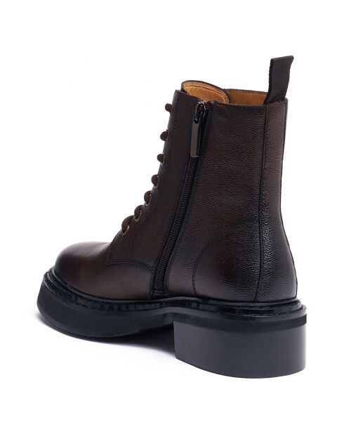 Bottes derby à lacets marron foncé