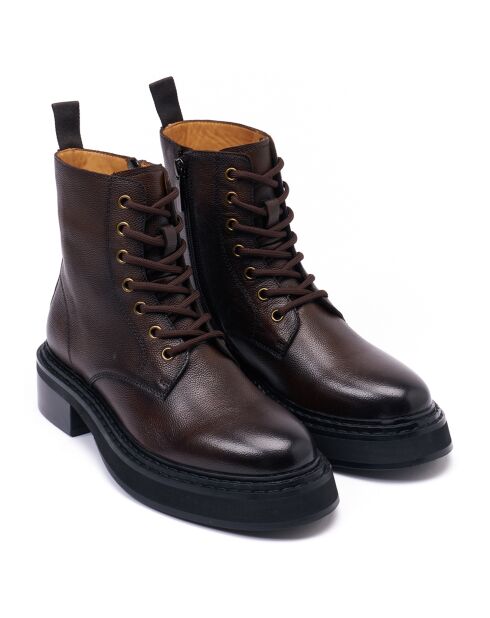 Bottes derby à lacets marron foncé
