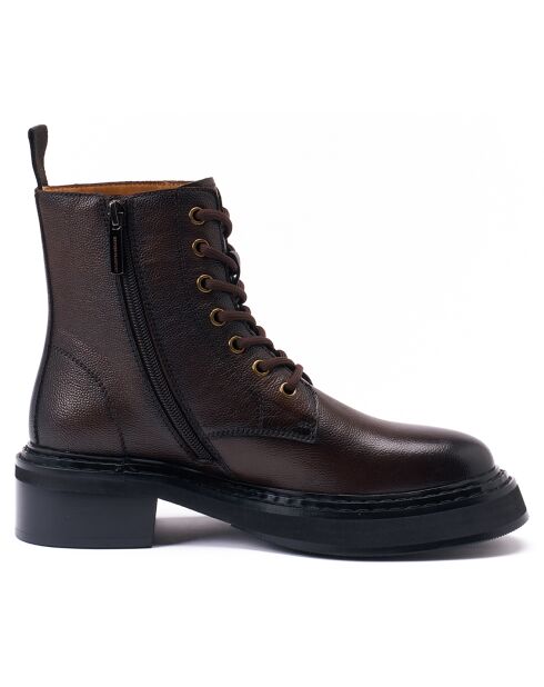 Bottes derby à lacets marron foncé