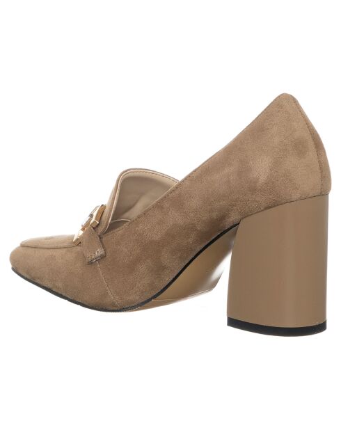 Rosiebeige instappers met hak van 9 cm