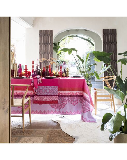 Mantel fucsia End 1Mumbai