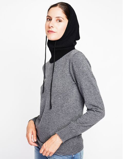 Clara schwarze Sturmhaube