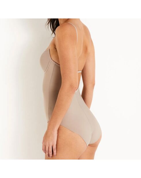 Body mode Body sépia