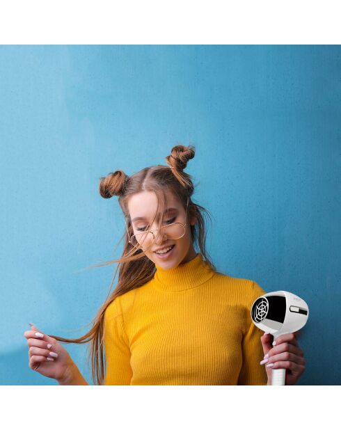 Sèche-cheveux compact sans rayonnement