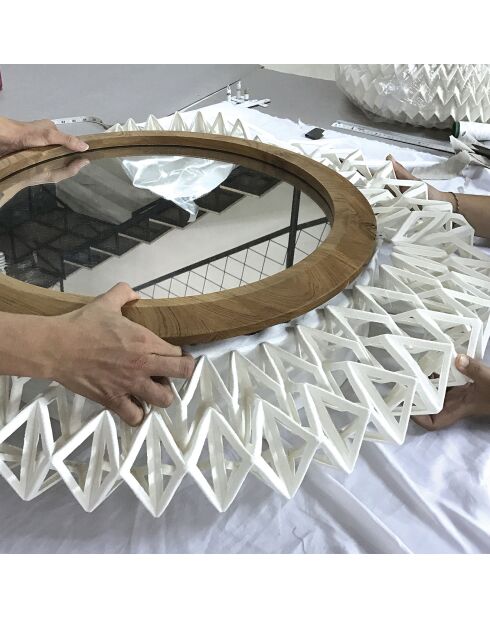 Applique en tissu avec miroir au milieu beige - D.40xH.145 cm