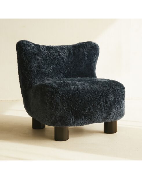 Fauteuil effet fourrure avec pieds en bois artic bleu/naturel - 76x81x77 cm
