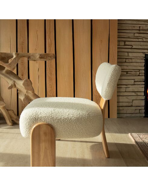 Fauteuil tissu bouclette et pied en bois hella blanc/naturel - 70x72x72 cm
