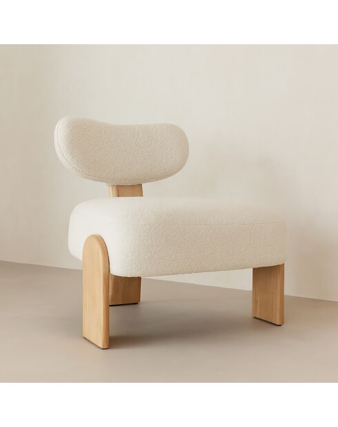 Fauteuil tissu bouclette et pied en bois hella blanc/naturel - 70x72x72 cm