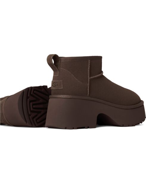 Bottes en Velours de Cuir Classic Ultra Mini New Heights chocolat - Talon 7 cm
