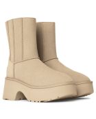 Bottes en Velours de Cuir Classic Twin Seam New Heights beiges - Talon 7 cm