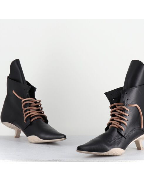 Boots en Cuir mina noires