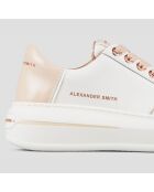 Sneakers Lancaster aus cremefarbenem Leder