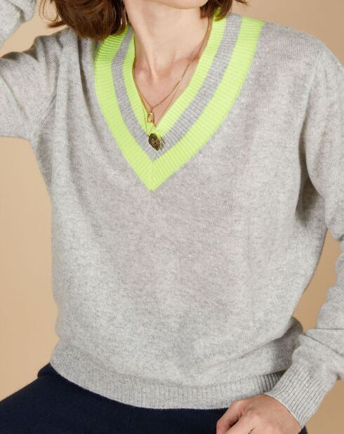 Pull 100% Cachemire Marley col V à bandes gris chiné clair/jaune fluo