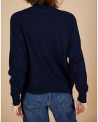 Pull ample 100% Cachemire Sandy col montant à bouton bleu nuit