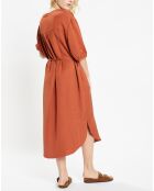 Abito Amandine di media lunghezza con cintura da annodare marrone ruggine