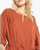 Abito Amandine di media lunghezza con cintura da annodare marrone ruggine