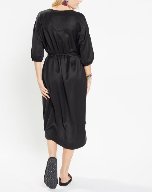 Abito Amandine di media lunghezza con cintura nera da annodare