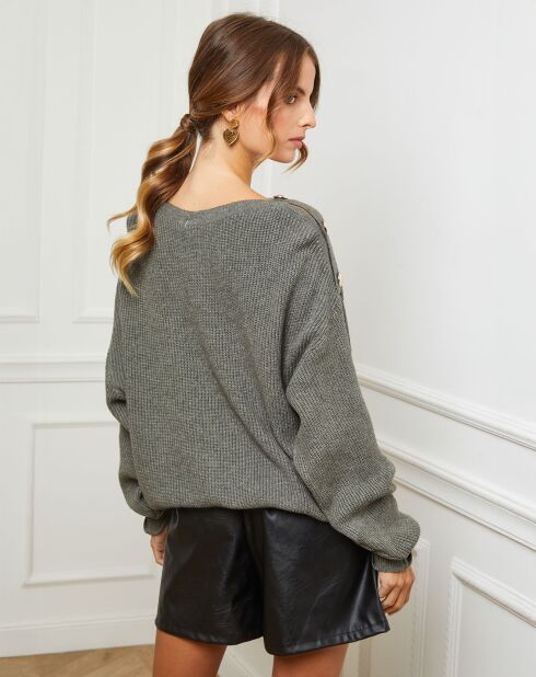 Pull Ella kaki