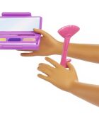 Maskenbildnerin für Barbie-Puppen ab 3 Jahren