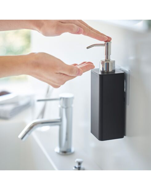 Distributeur de savon noir - 5.5x7.5x19.5 cm