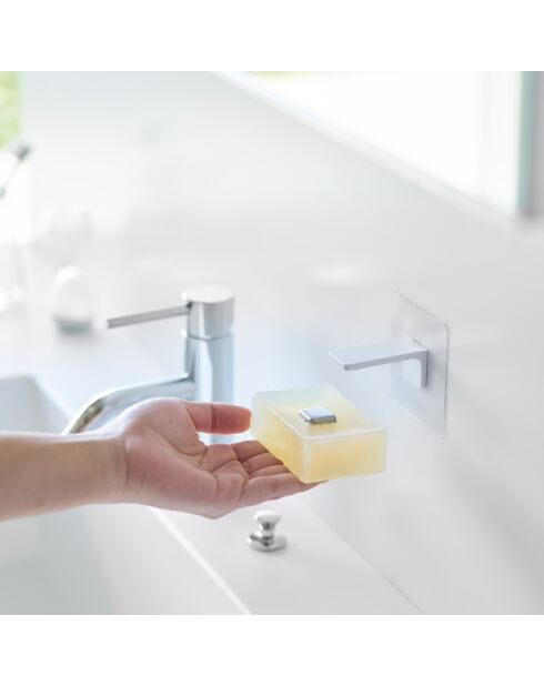 Porte-savon avec aimant blanc - 7x5.5x7 cm