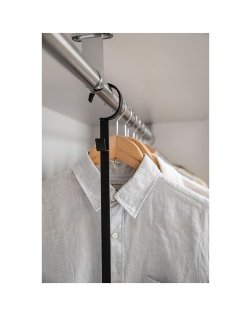 Estante de armario extensible negro de 2 niveles - 56-96 x 5,5x100 cm