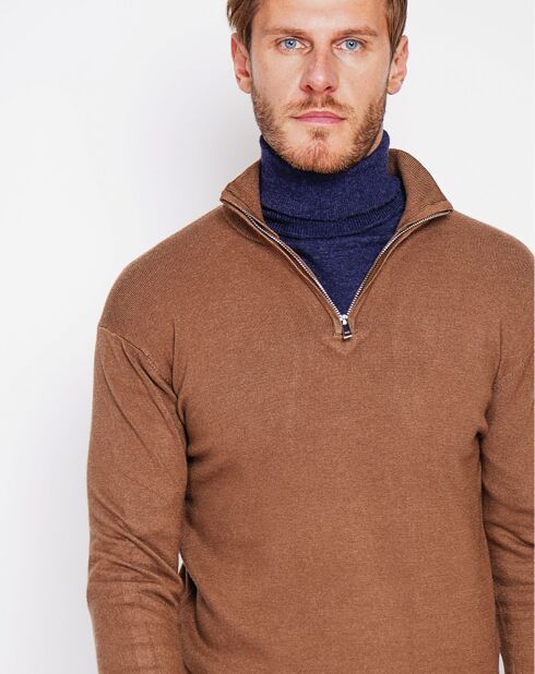 Pull Pierre marron