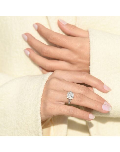 Bague Diamant carré en étage  or blanc
