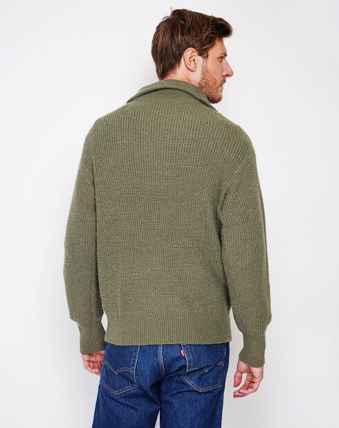Pull Adel kaki