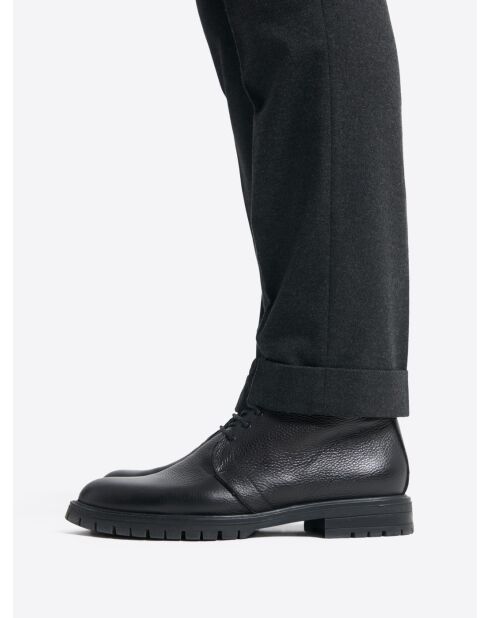 Bottines en cuir grainé noirs