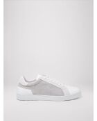 Baskets en cuir et textile blanches