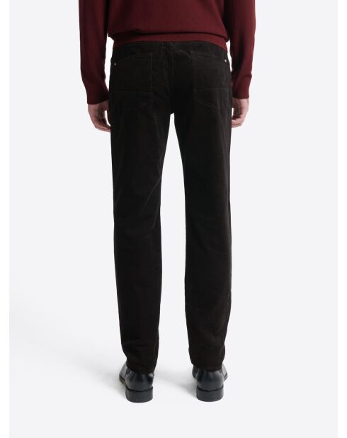 Jean couleur regular en coton noir