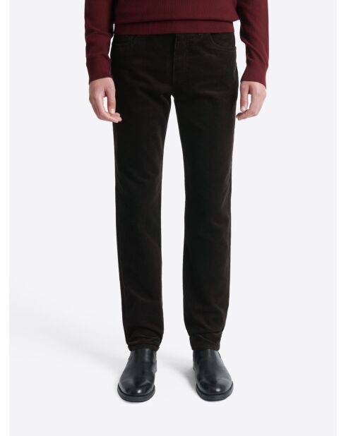 Jean couleur regular en coton noir