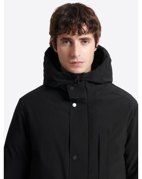 Parka à capuche noire