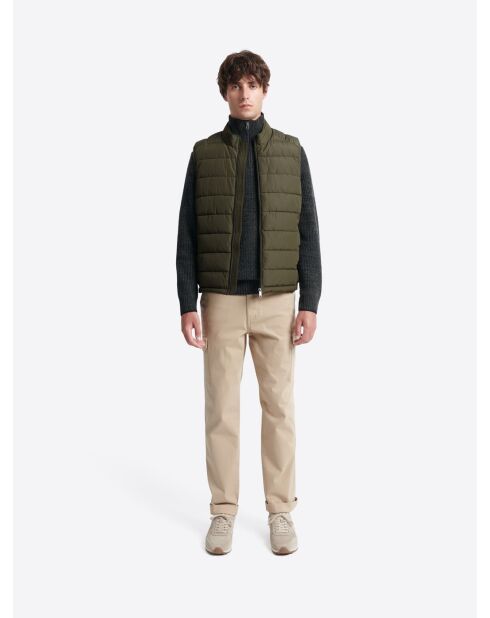 Gilet sans manches à col montant vert