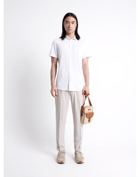 Chemise infroissable fleurie beige doux