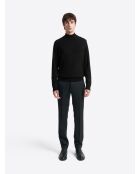 Pull col cheminée épaule boutonnée noir